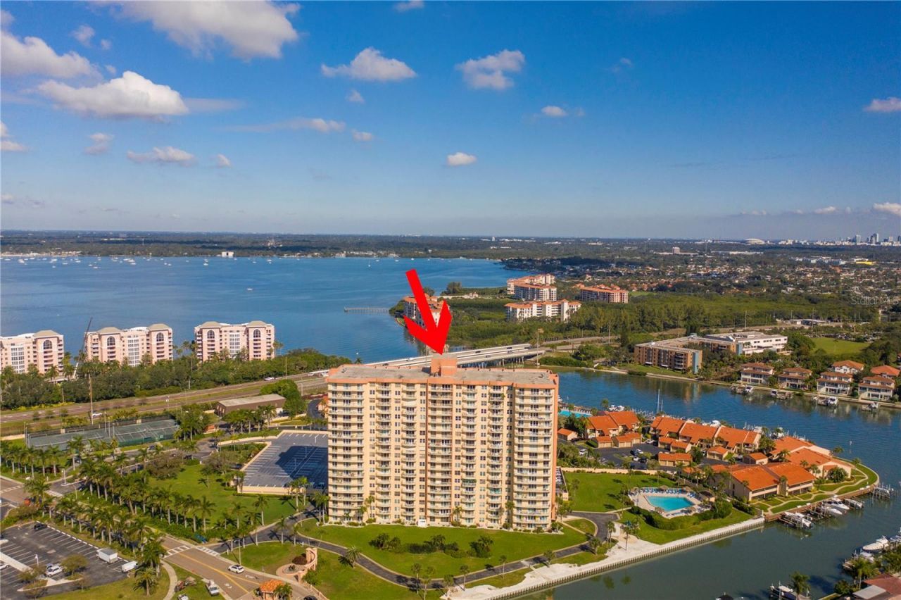 4900 Brittany Drive S, Unit 1209, Saint Petersburg, FL 33715 Photo