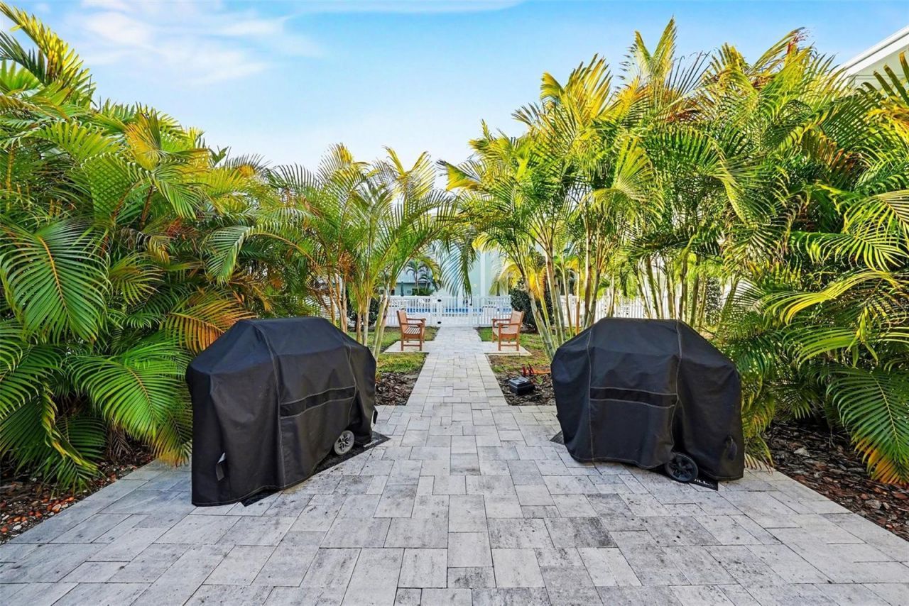 701 Poinsettia Road, Unit 240, Belleair, FL 33756 Photo