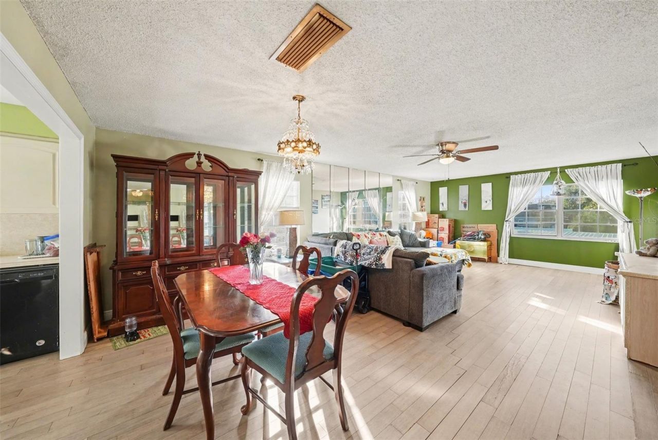 701 Poinsettia Road, Unit 240, Belleair, FL 33756 Photo