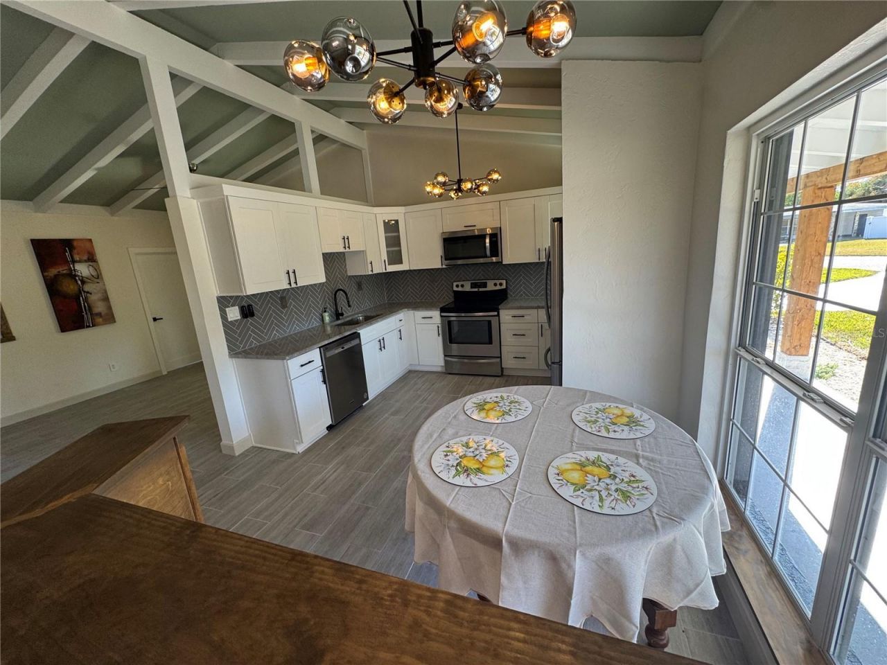 1500 Carson Circle Ne, Saint Petersburg, FL 33703 Photo