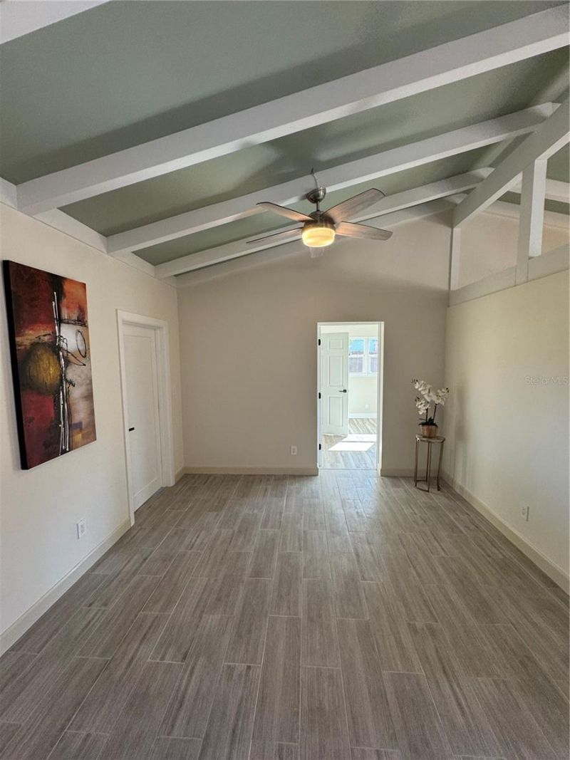 1500 Carson Circle Ne, Saint Petersburg, FL 33703 Photo