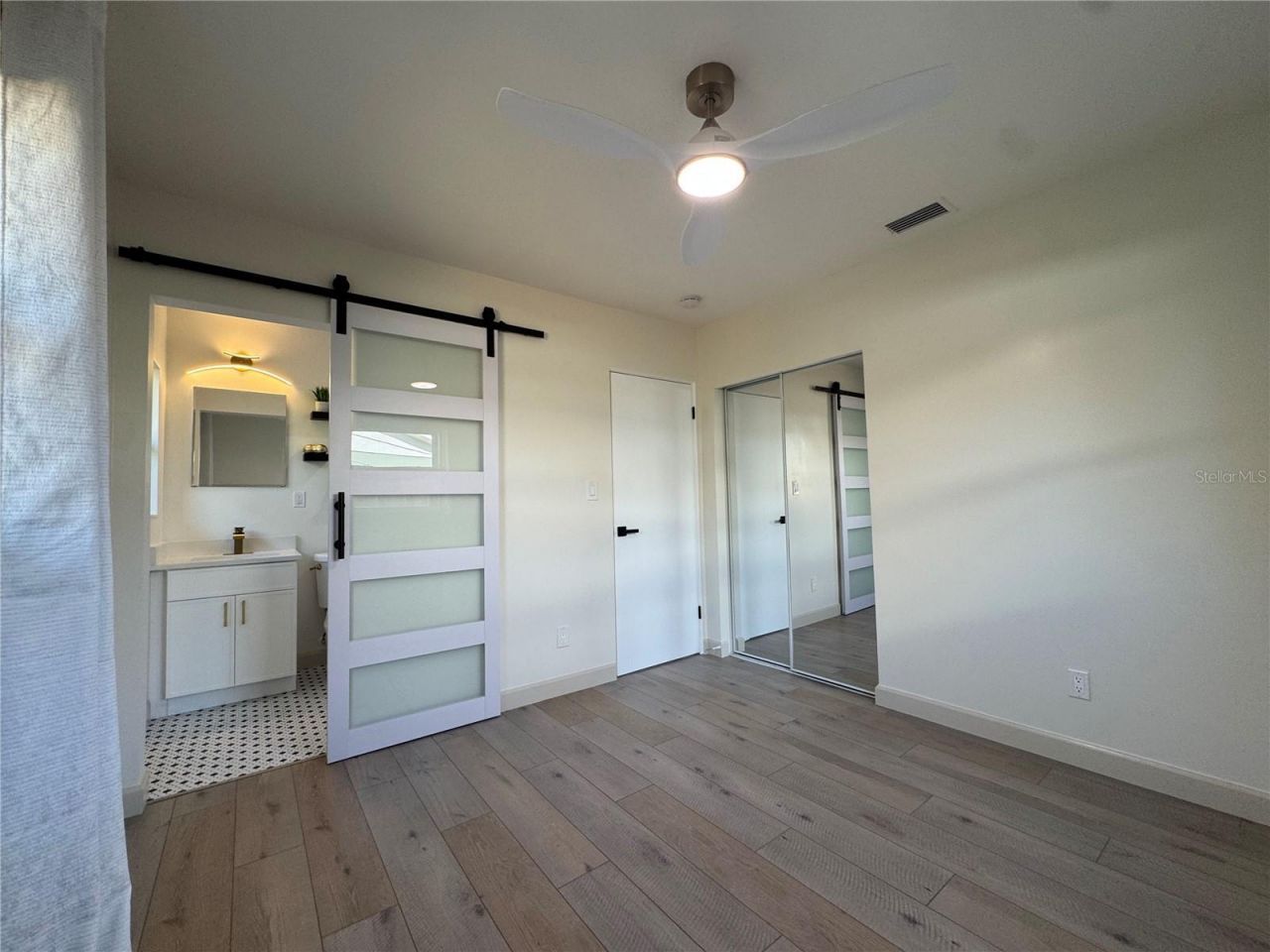 1500 Carson Circle Ne, Saint Petersburg, FL 33703 Photo