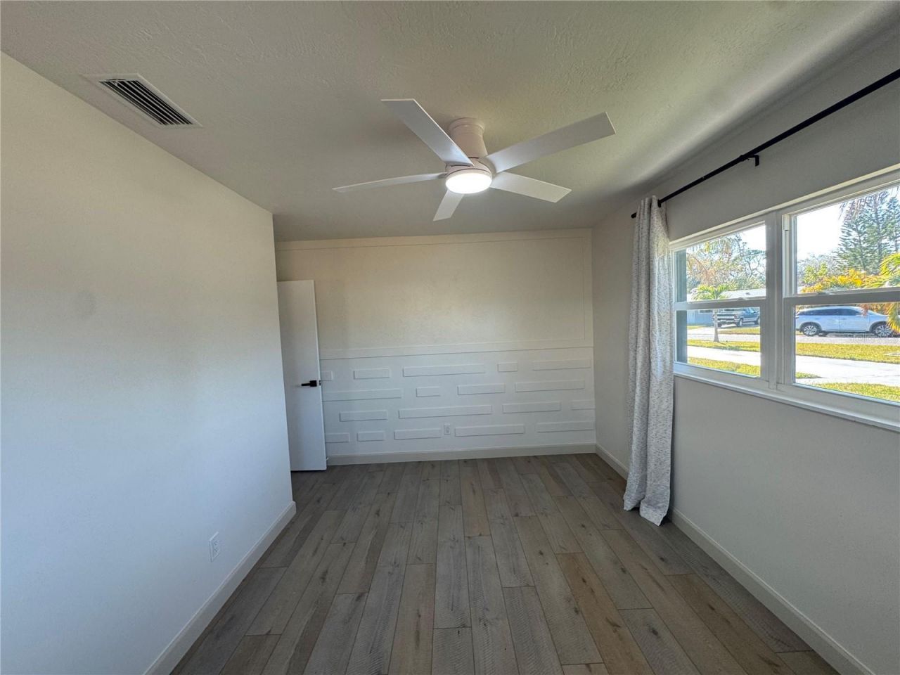 1500 Carson Circle Ne, Saint Petersburg, FL 33703 Photo