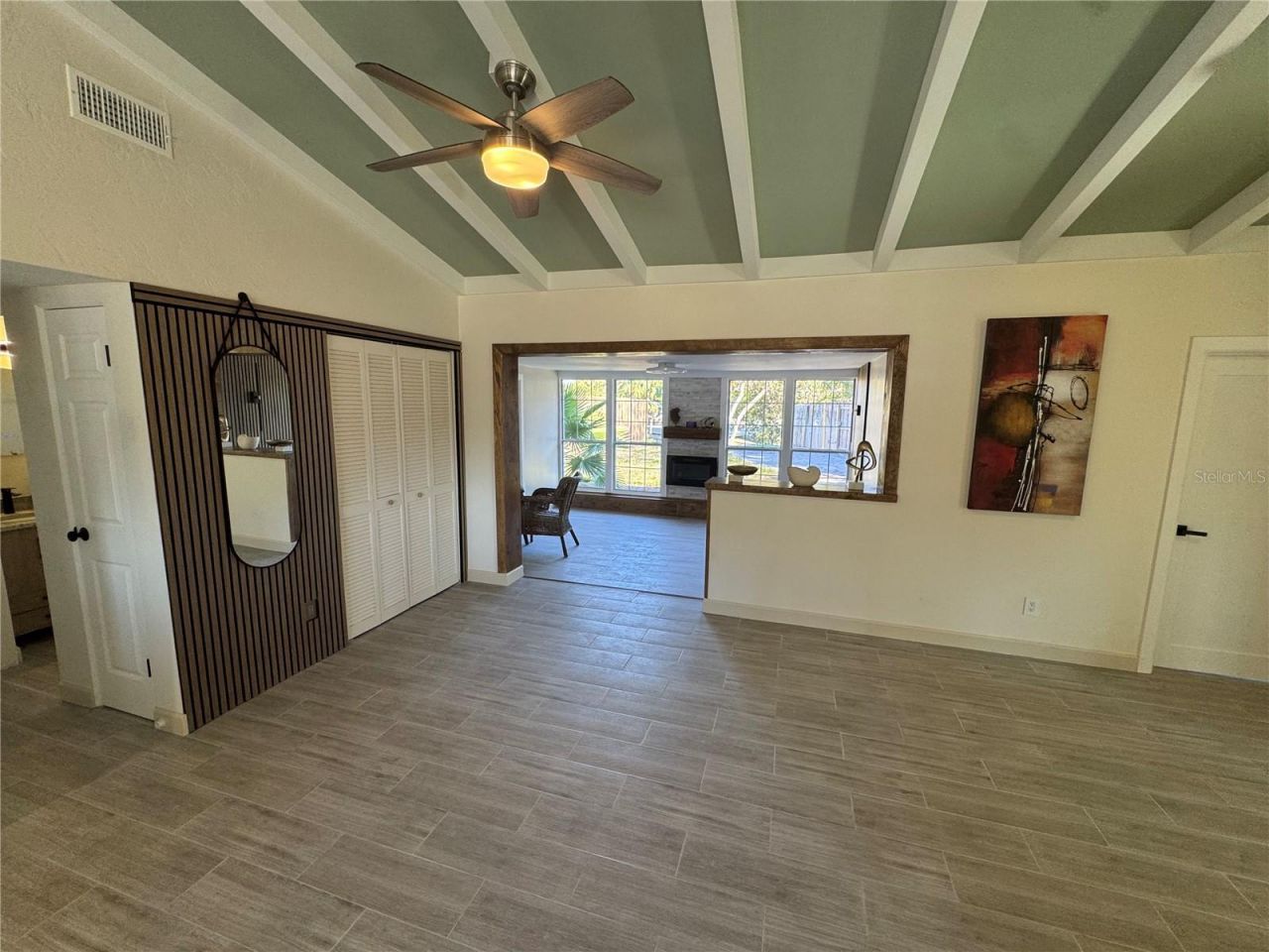 1500 Carson Circle Ne, Saint Petersburg, FL 33703 Photo