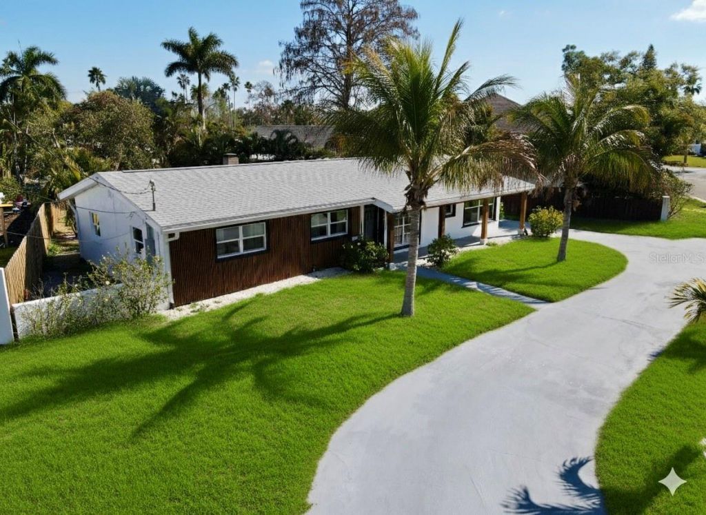 1500 Carson Circle Ne, Saint Petersburg, FL 33703 Photo