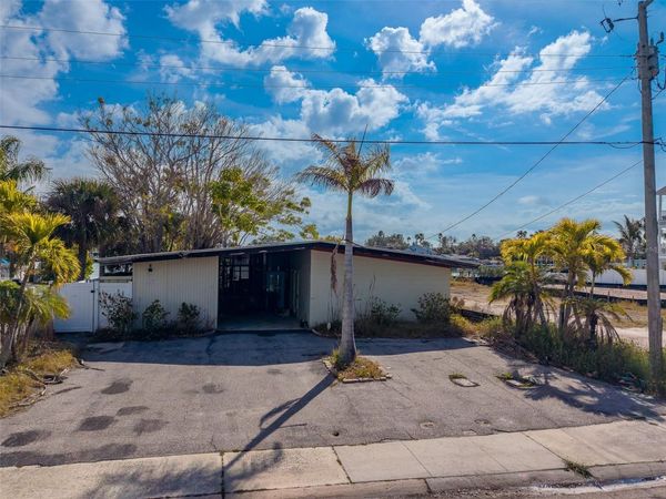 1217 BAY SHORE BOULEVARD, INDIAN ROCKS BEACH, FL 33785