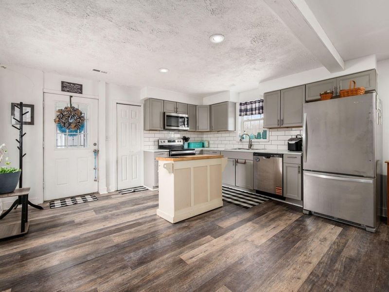 24 Main Street, Bloomingburg, OH 43106 Photo 23