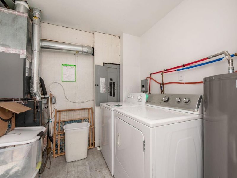 24 Main Street, Bloomingburg, OH 43106 Photo 30