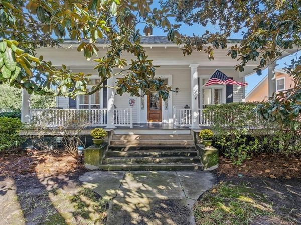 2016 Dauphin Street, Mobile, AL 36606
