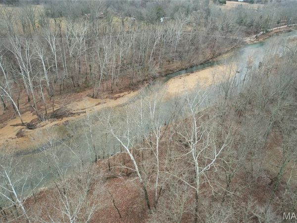 2003 Madison 320 , Marquand, MO 63655