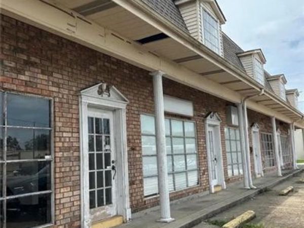 1320 VETERANS MEMORIAL Boulevard , Metairie, LA 70005