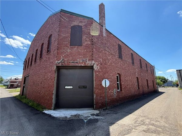 622 Main Street, Coshocton, OH 43812