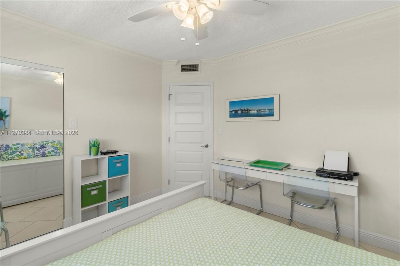 5121 W Oakland Park Blvd, Unit 304, Lauderdale Lakes, FL 33313 Photo