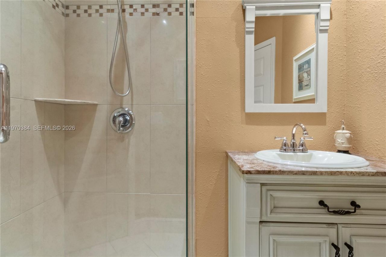 5121 W Oakland Park Blvd, Unit 304, Lauderdale Lakes, FL 33313 Photo