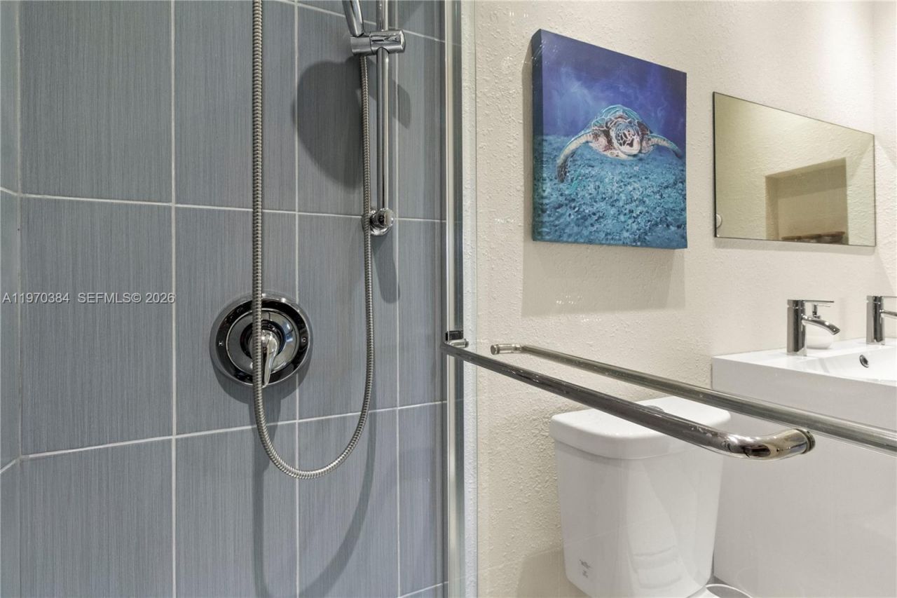 5121 W Oakland Park Blvd, Unit 304, Lauderdale Lakes, FL 33313 Photo