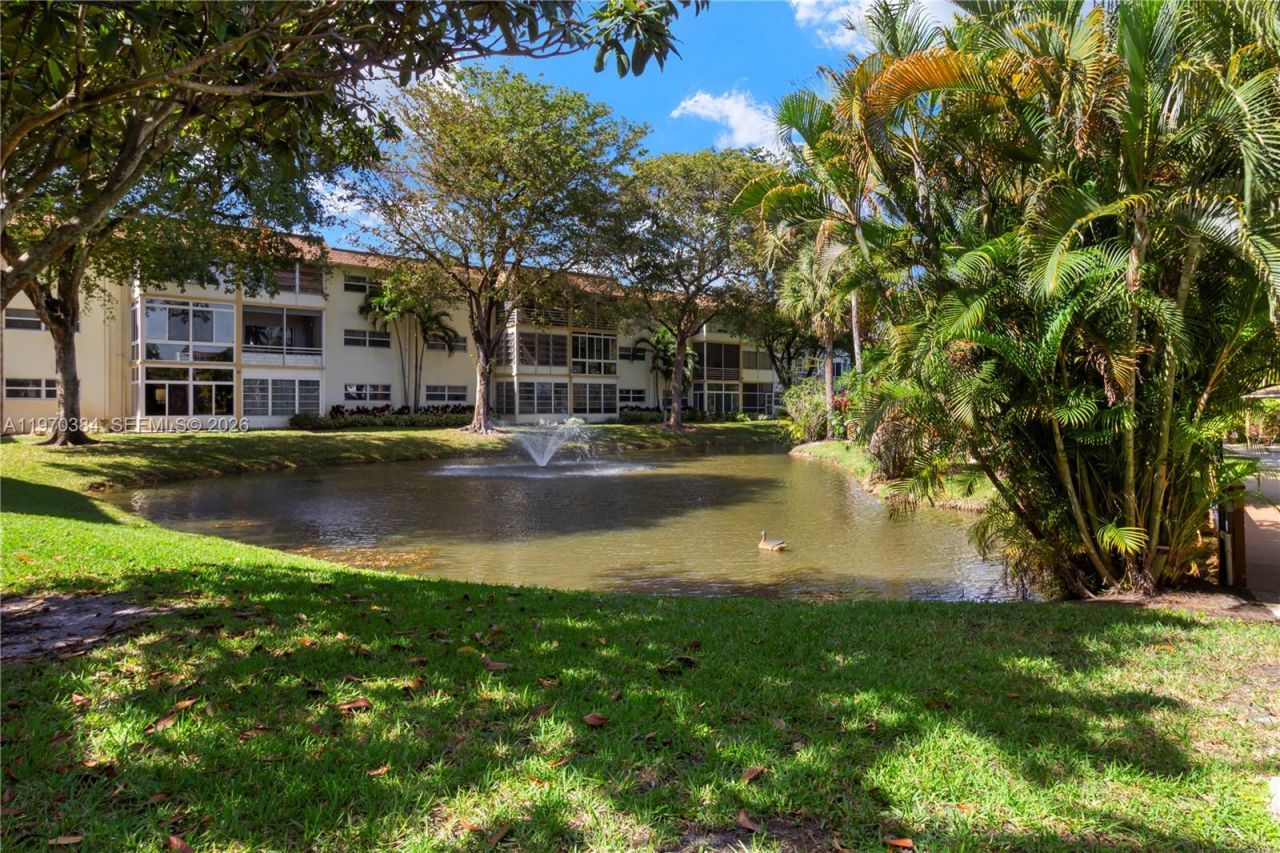 5121 W Oakland Park Blvd, Unit 304, Lauderdale Lakes, FL 33313 Photo