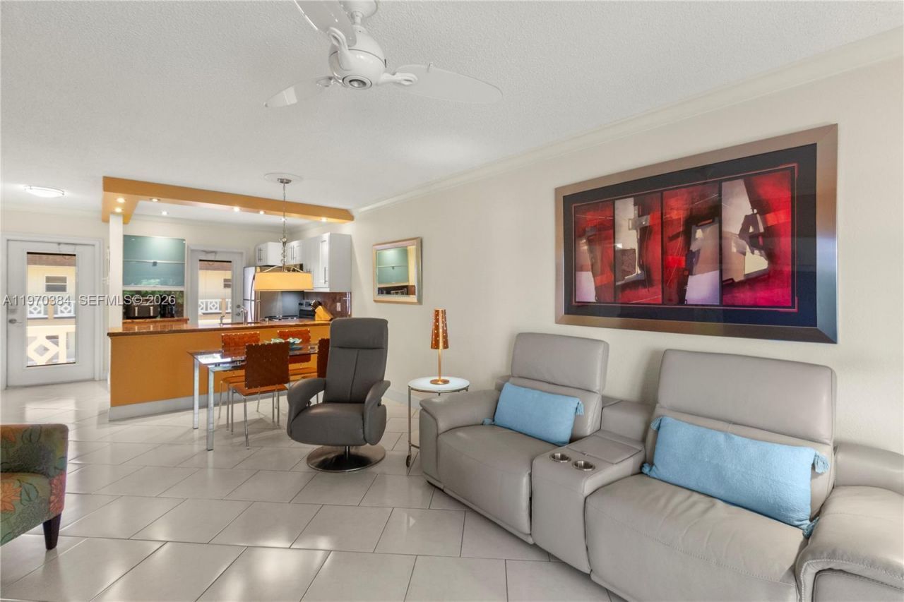 5121 W Oakland Park Blvd, Unit 304, Lauderdale Lakes, FL 33313 Photo