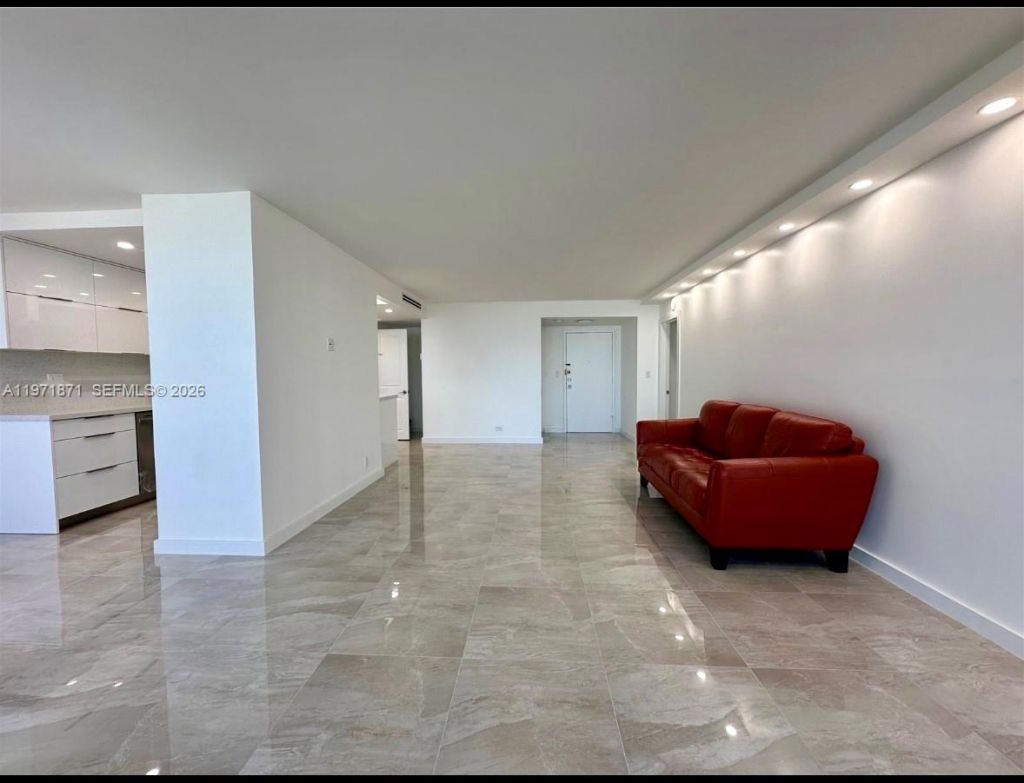 230 174th St, Unit 1505, Sunny Isles Beach, FL 33160 Photo
