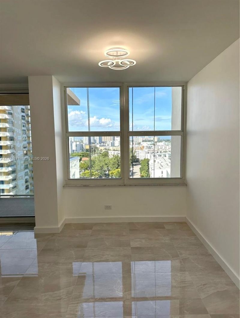 230 174th St, Unit 1505, Sunny Isles Beach, FL 33160 Photo
