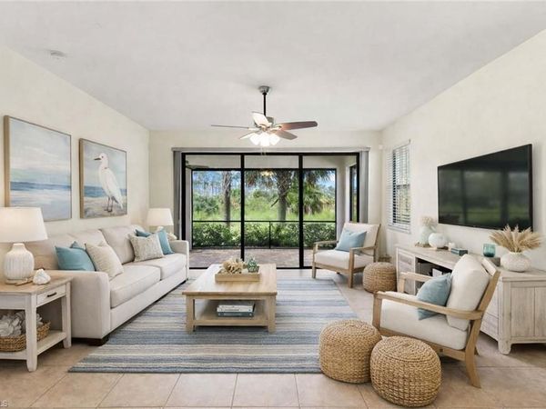 1570 Oceania DR S, NAPLES, FL 34113