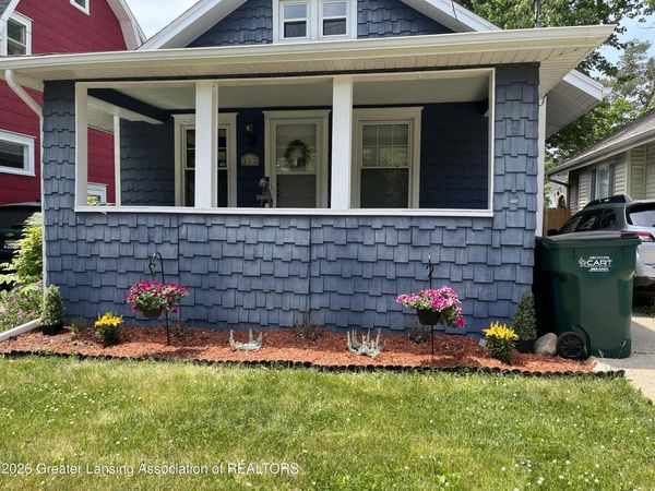 723 N Francis Avenue, Lansing, MI 48912