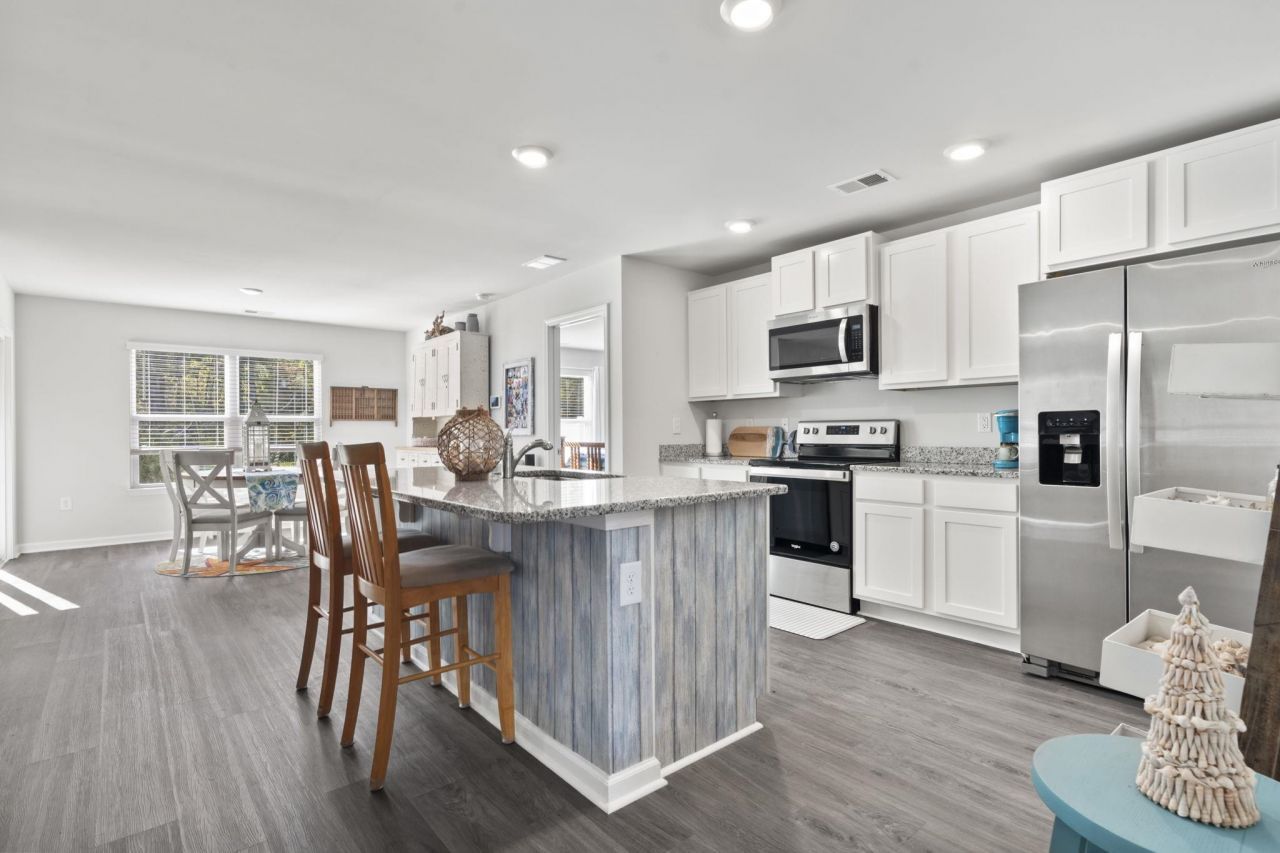 615 Norwich Ln. Photo 15