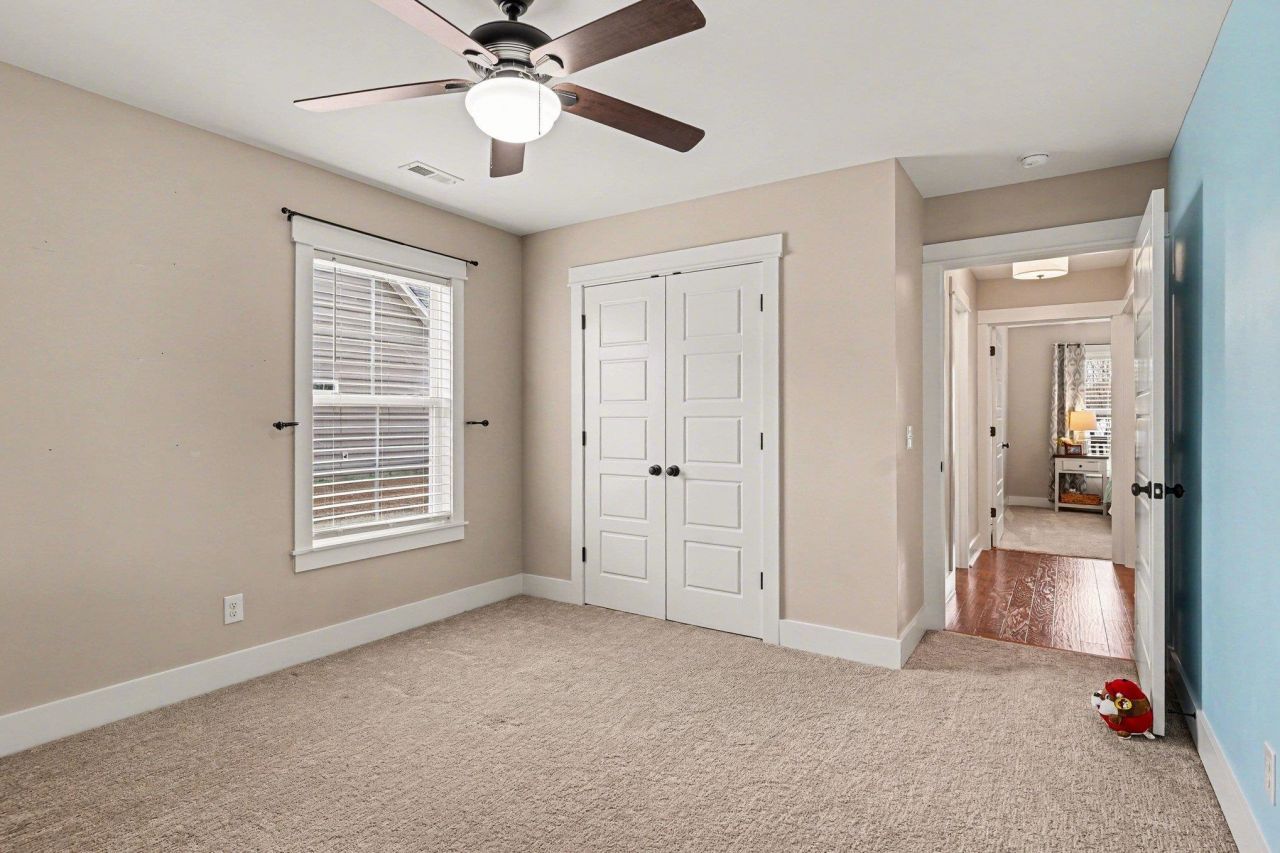 141 Penn Circle Photo 16