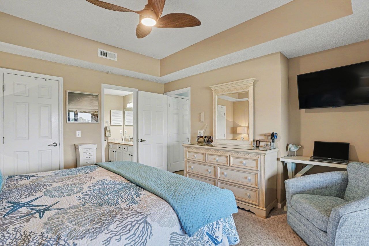 1401 Lighthouse Dr. Photo 16