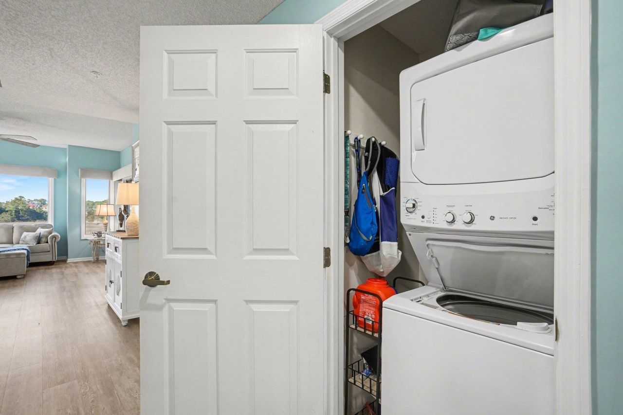 1401 Lighthouse Dr. Photo 18