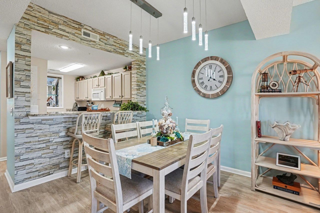 1401 Lighthouse Dr. Photo 6