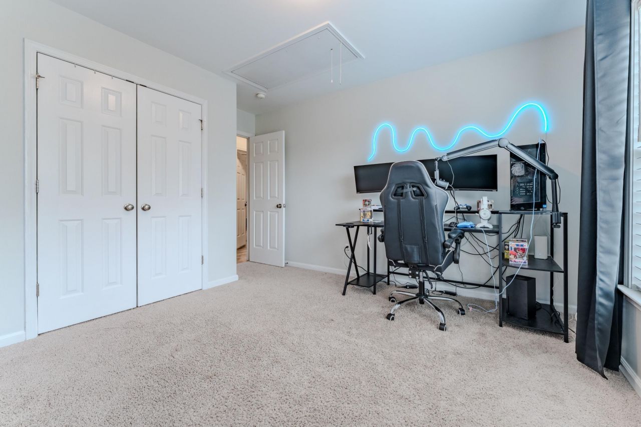 1905 Bristle Pine Court Photo 31