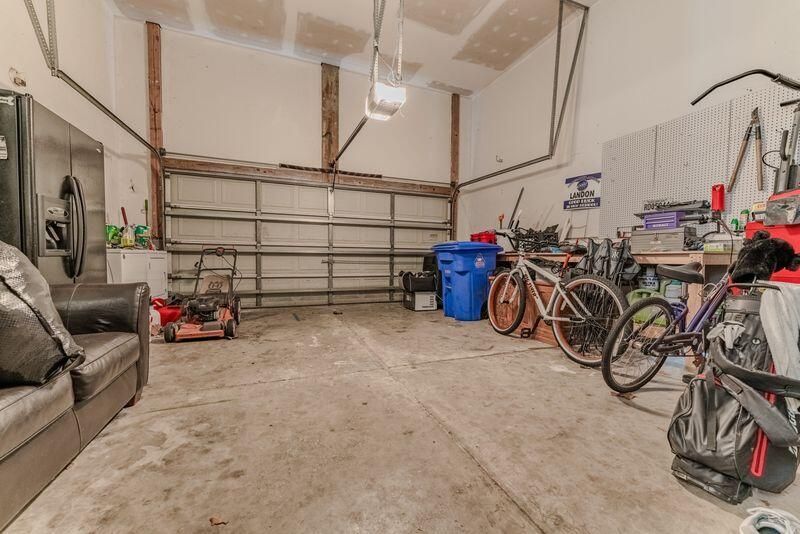 1905 Bristle Pine Court Photo 33