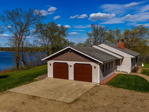 37616 390th Avenue SE, Fosston, MN 56542