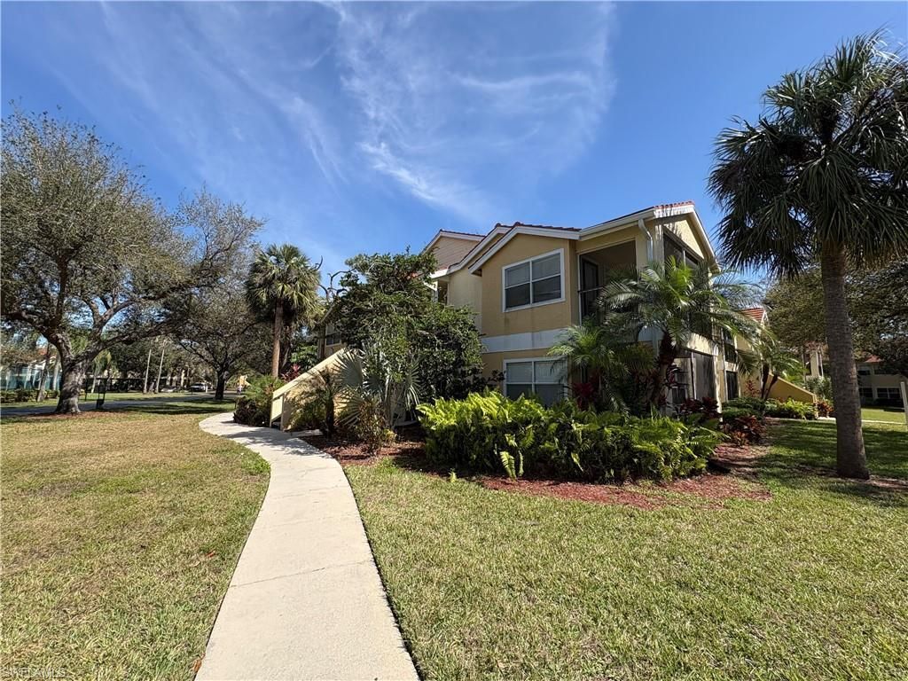 12591 Equestrian Cir, Unit 1202, Fort Myers, FL 33907 Photo