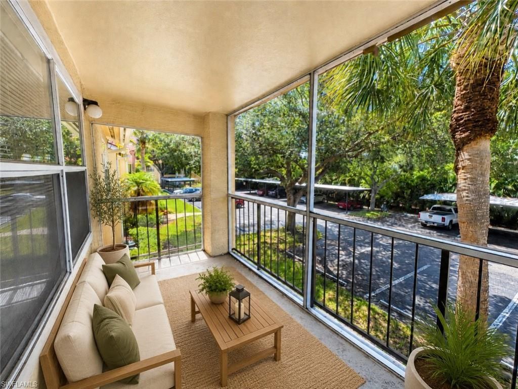 12591 Equestrian Cir, Unit 1202, Fort Myers, FL 33907 Photo