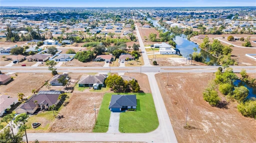 4326 NE 24th Pl, Cape Coral, FL 33909 Photo