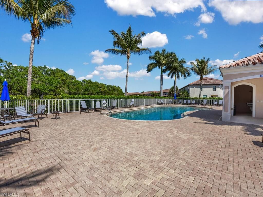 1477 Weeping Willow Ct, Cape Coral, FL 33909 Photo