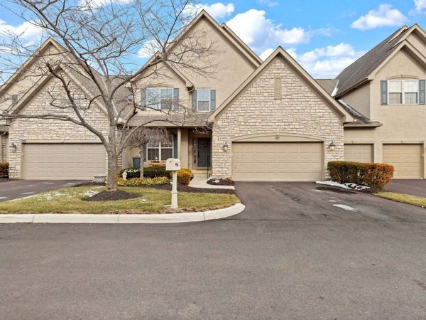 8033 Hillingdon Drive, Powell, OH 43065