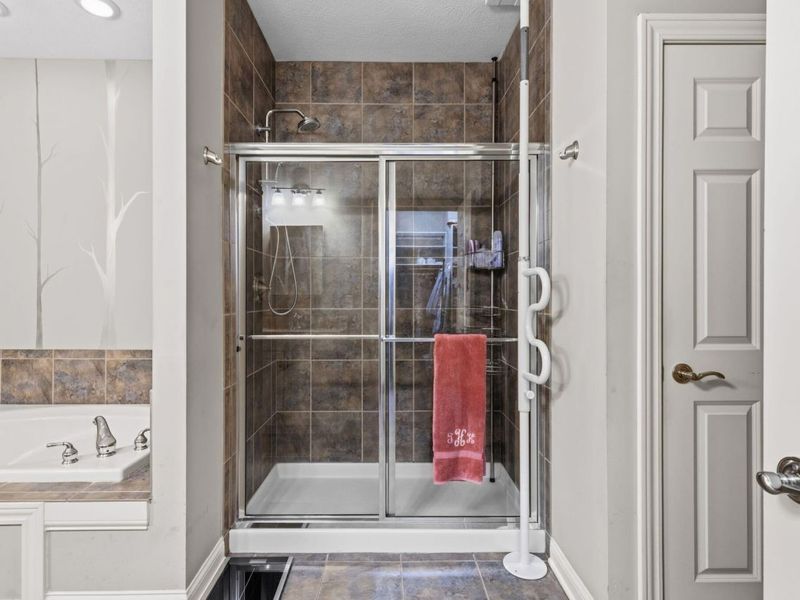 8033 Hillingdon Drive, Powell, OH 43065 Photo 23