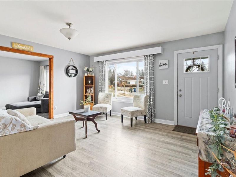 4977 Linkous Court, Hilliard, OH 43026 Photo 3