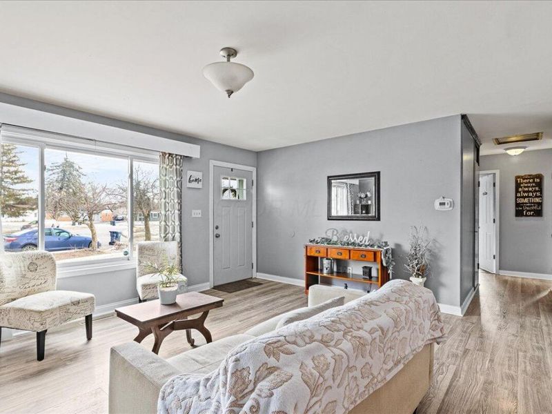 4977 Linkous Court, Hilliard, OH 43026 Photo 4