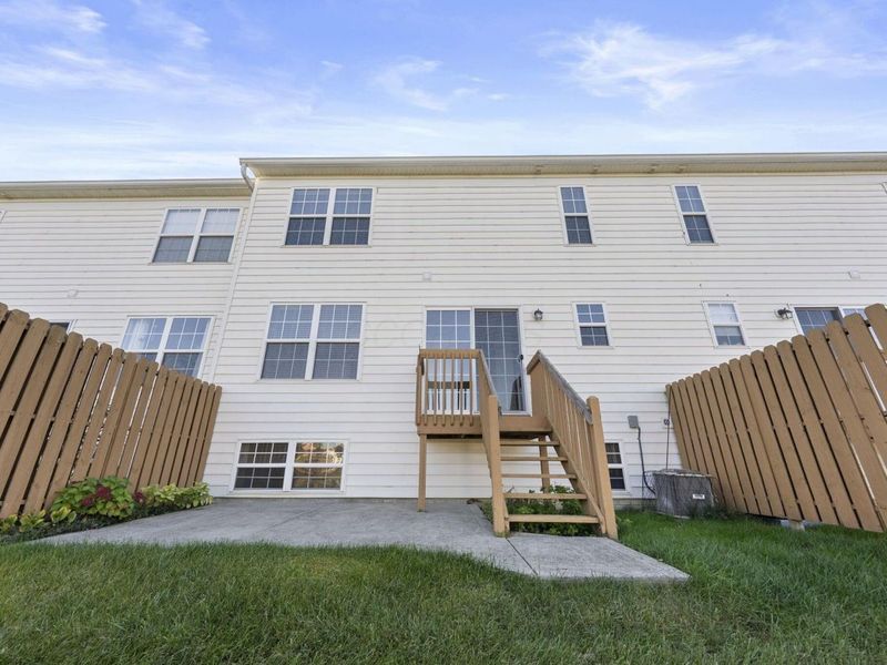 7016 Churchill Downs Drive, Unit 7, New Albany, OH 43054 Photo 26