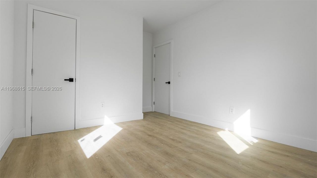 1735 NW 126th St, Miami, FL 33167 Photo