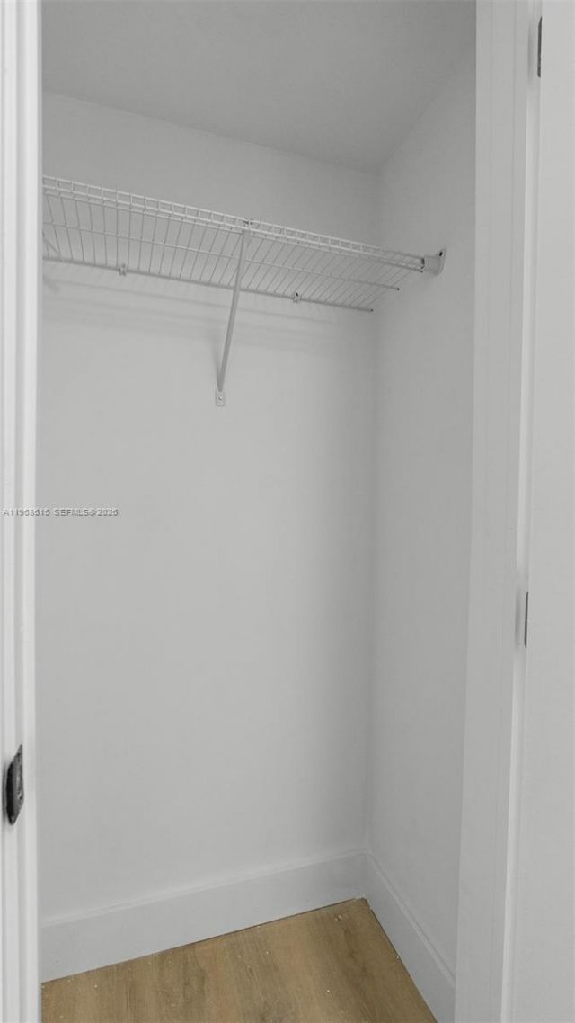 1735 NW 126th St, Miami, FL 33167 Photo