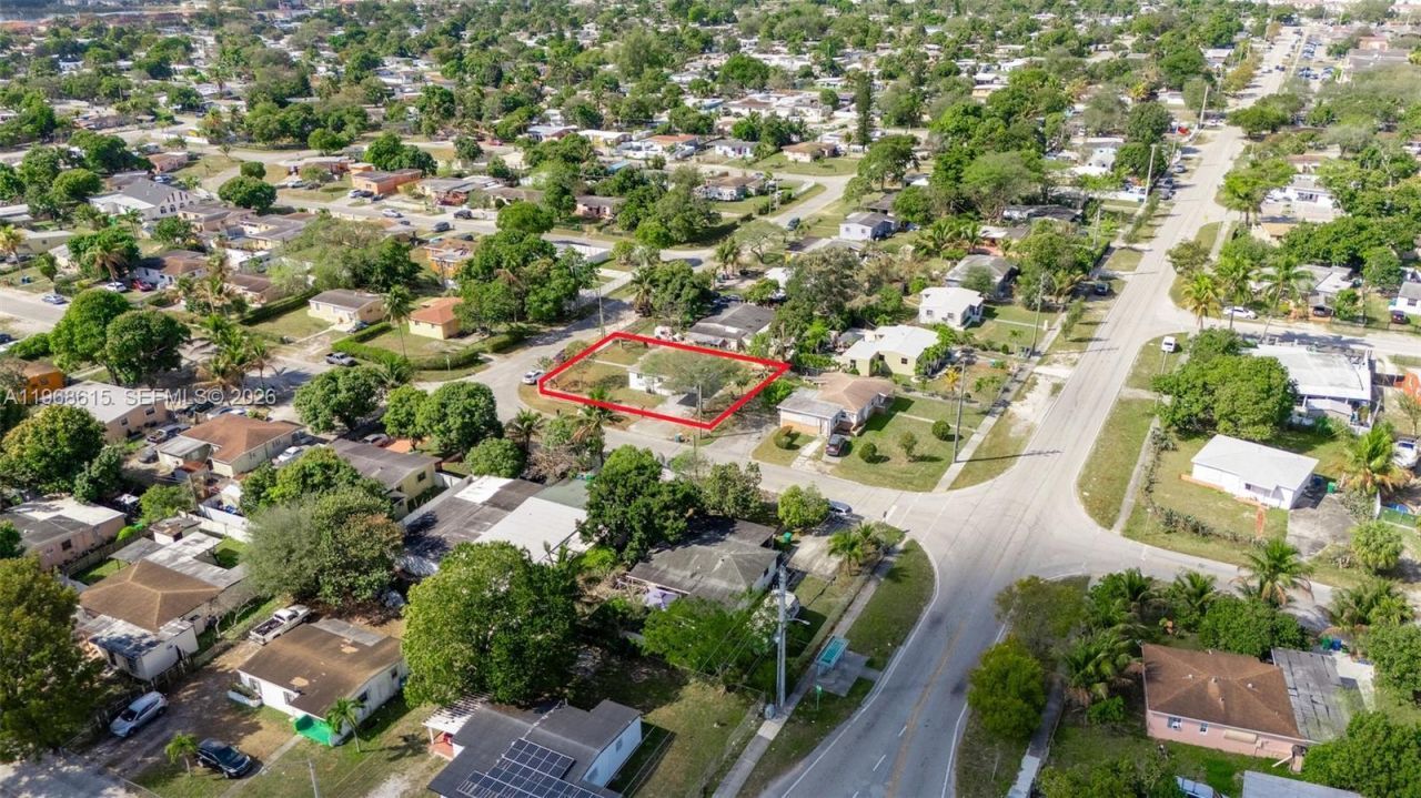 1735 NW 126th St, Miami, FL 33167 Photo