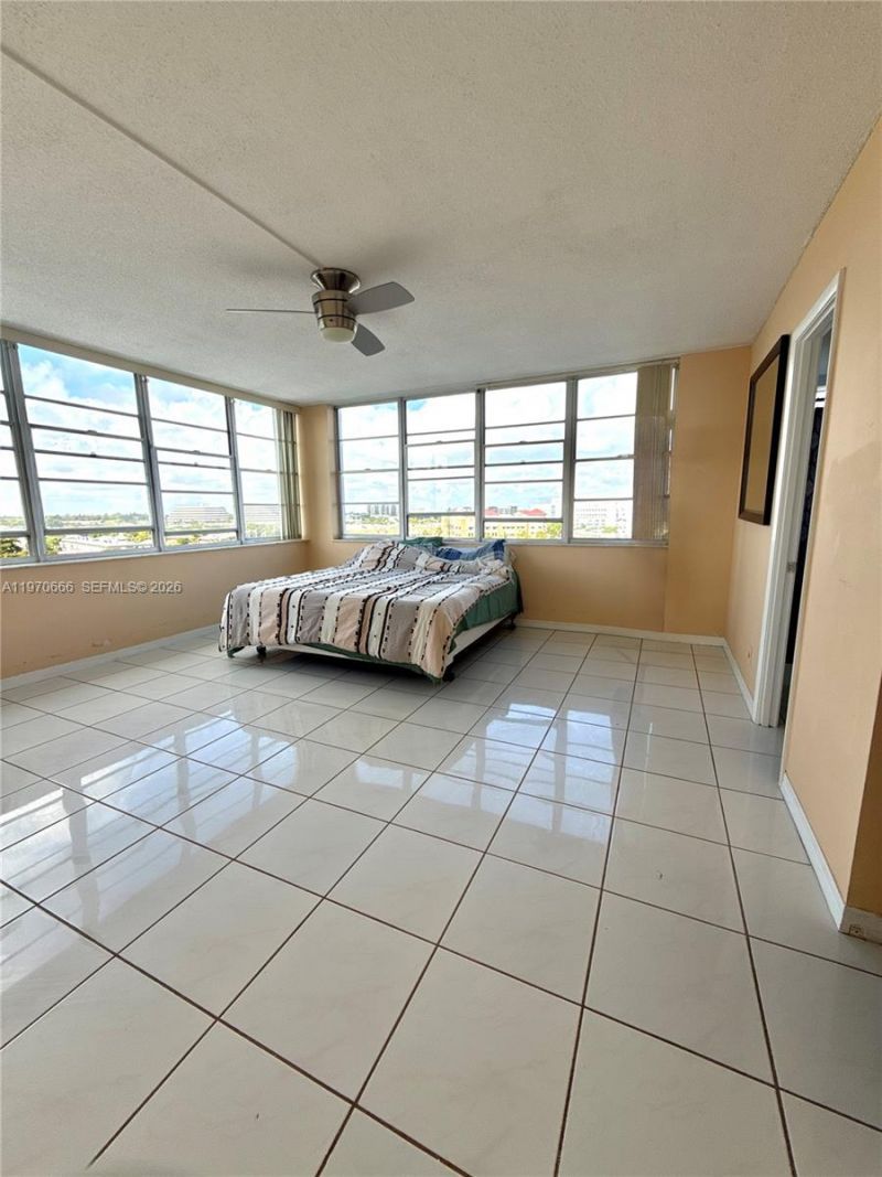 2150 Sans Souci Blvd, Unit B811, North Miami, FL 33181 Photo