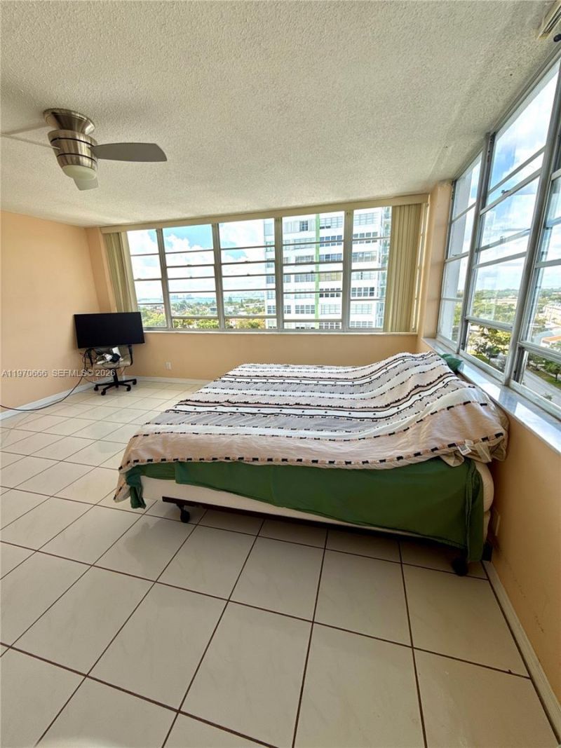 2150 Sans Souci Blvd, Unit B811, North Miami, FL 33181 Photo