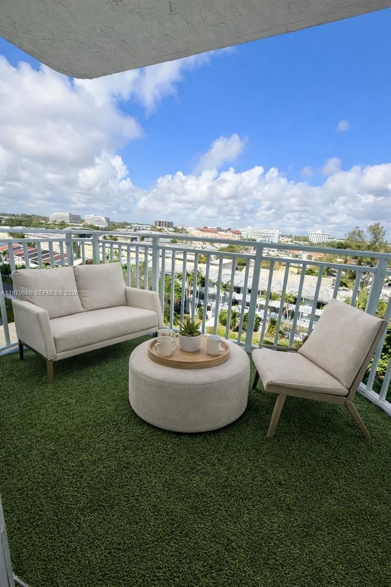 2150 Sans Souci Blvd, Unit B811, North Miami, FL 33181 Photo