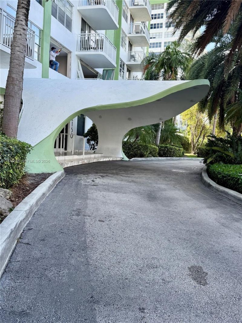 2150 Sans Souci Blvd, Unit B811, North Miami, FL 33181 Photo