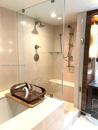 6801 Collins Ave, Unit 209, Miami Beach, FL 33141 Photo